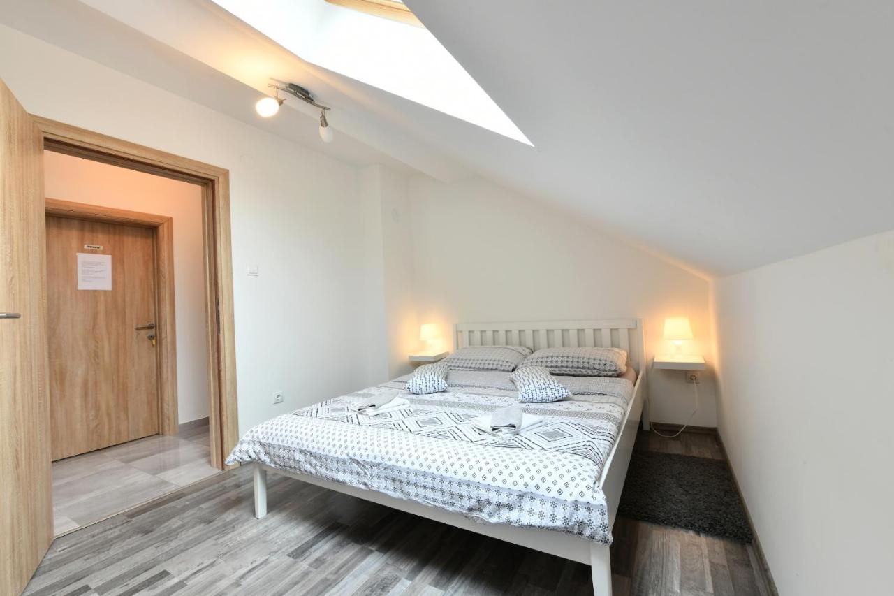 Apartman Mate Rakovica Esterno foto