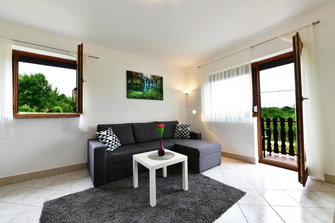 Apartman Mate Rakovica Esterno foto